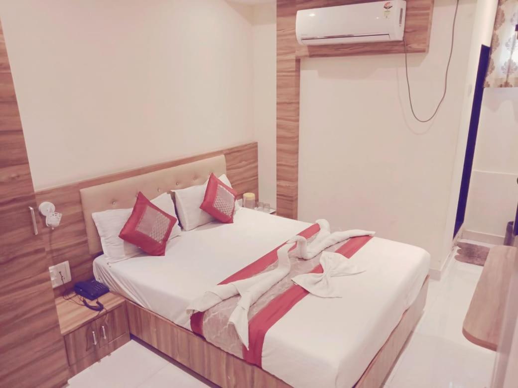 Hotel Ruby มุมไบ ภายนอก รูปภาพ